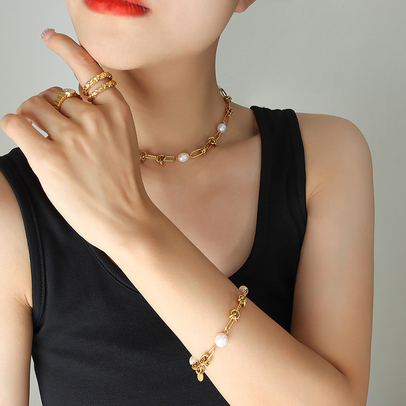Gold-plated Retro Elegant Temperament Freshwater Pearl Twisted Chain Necklace Niche Bracelet Jewelry Set